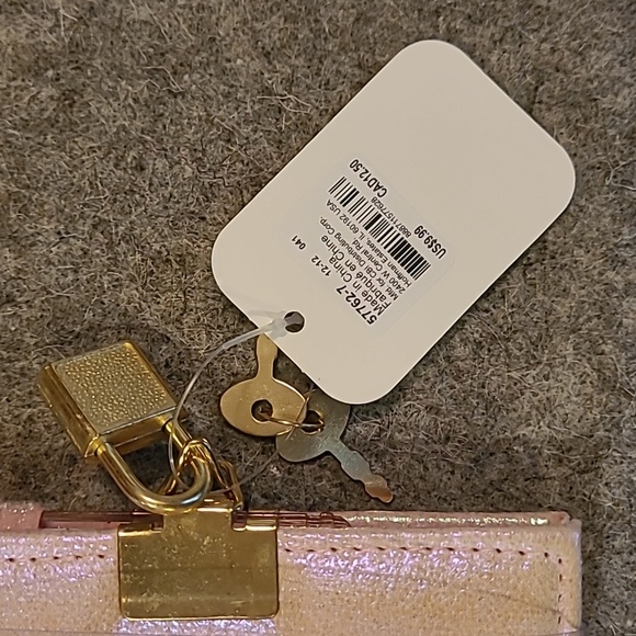 Girl's Mini Unicorn Lockable Diary & Pen W/ Matching Jewelry Set! 🩷 - Picture 5 of 16